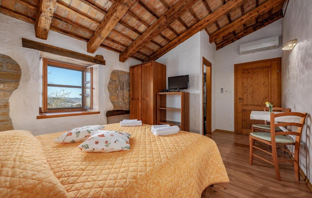 Guesthouse Gospodi Cerovlje 외부 사진
